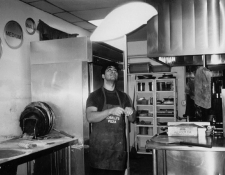 Big Mama's and Papa's Pizza Canada Kitcken